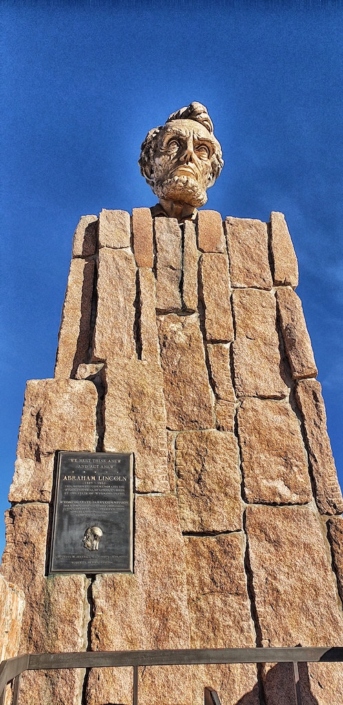 2120lincoln20monument